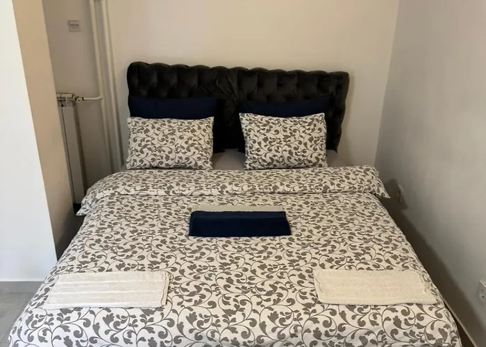 Apartamento Alexandar13 *