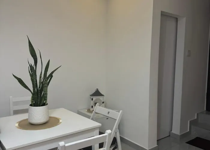 Apartamento Alexandar13 *